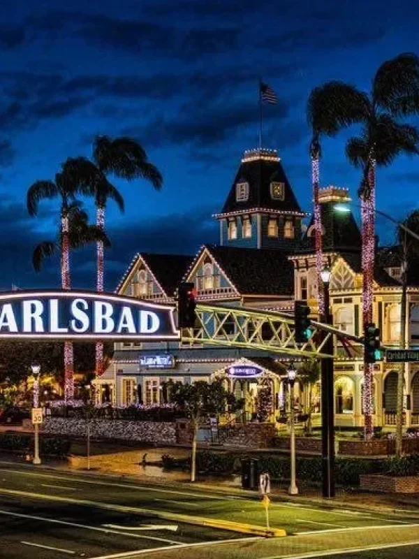 Carlsbad Village downtown shops and dining